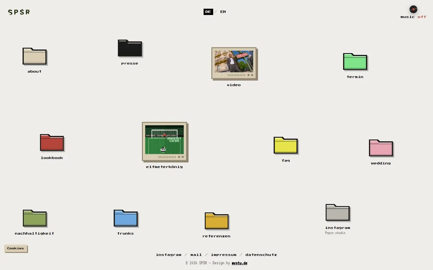 SPSR Studio Referenz: Retro-Desktop mit Ordnern, Video und Minispiel